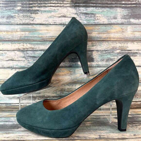 Clarks Pumps Womens 11M Green Suede Dress Shoes Platform Cushioned Work Evening - Picture 2 of 10